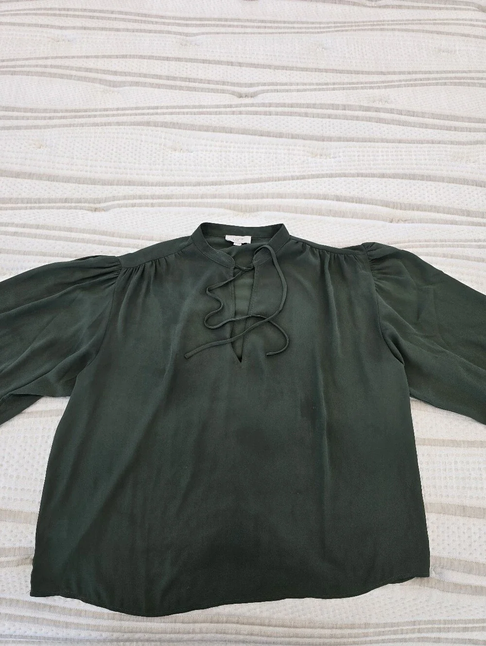 Loft Women's Dark Green Blouse W String-tie Neck Style & Puff Sleeves - Large